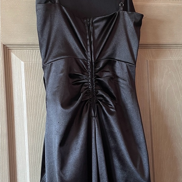 Honey and Rosie Black Dress - Picture 3 of 5